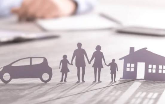 家庭应该如何配置保险?