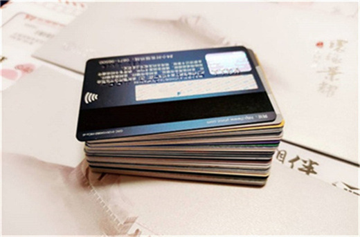 可以用信用卡的钱还房贷吗，如何正确使用信用卡？