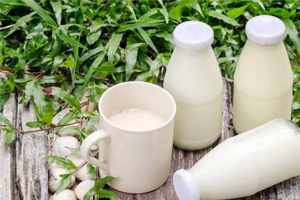 100g牛奶是多少毫升:密度不同体积不同(97.2毫升)