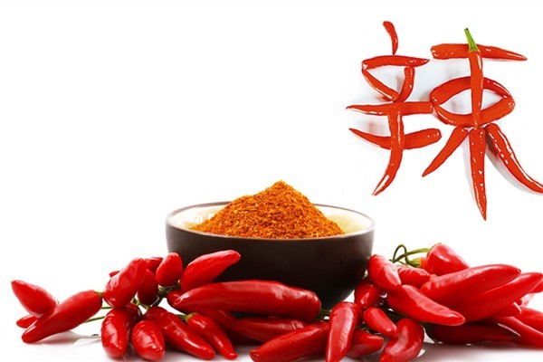 辛辣食物有哪些:葱姜蒜等(辣椒花椒八角等)