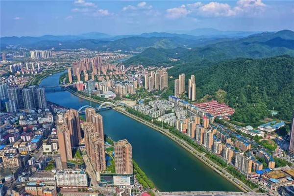 烟花之乡是哪个地方:湖南长沙的浏阳(始于唐朝)