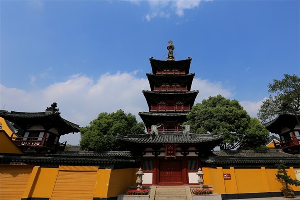 寒山寺在哪里：苏州城西（建立于六朝时期梁代）
