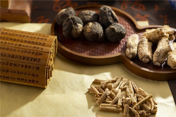 姜茶的功效与作用:除了驱寒还能暖宫(缓解痛经)