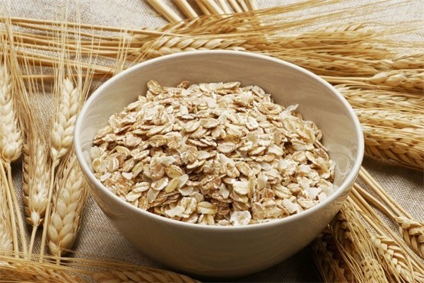 血燕麦的功效与作用:可以用来减肥（降低胆固醇预防疾病）