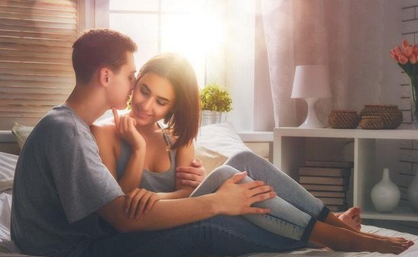 房产证加名字需要哪些手续 房产证加名字需要多少钱