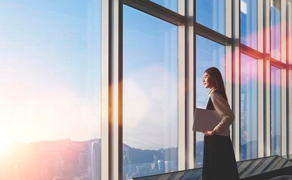 买房远二近三什么意思 不要顶天立地又怎么理解