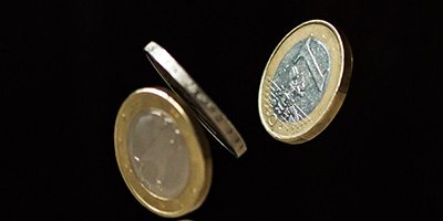 直升机撒钱政策是什么意思？原来是这种情况