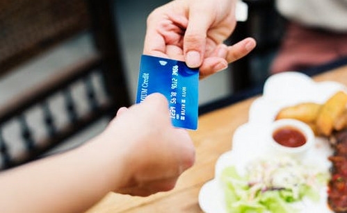 pos机和信用卡之间有什么联系 pos机和信用卡的关系分析