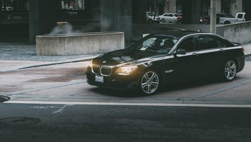 10年车龄的二手车能买吗 划不划算看这点